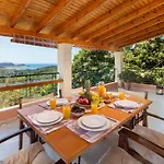 Villa Sunset House *