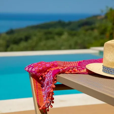 Villa Sunset House Karousádes