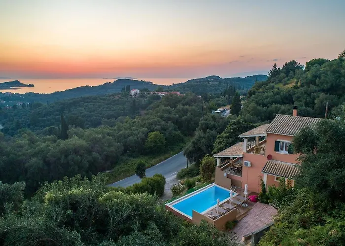 Sunset House * Καρουσάδες