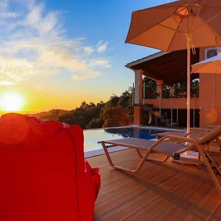 Sunset House וילה Karousádes