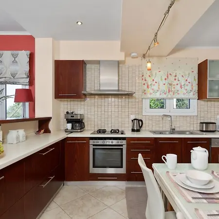 Sunset House * Karousádes